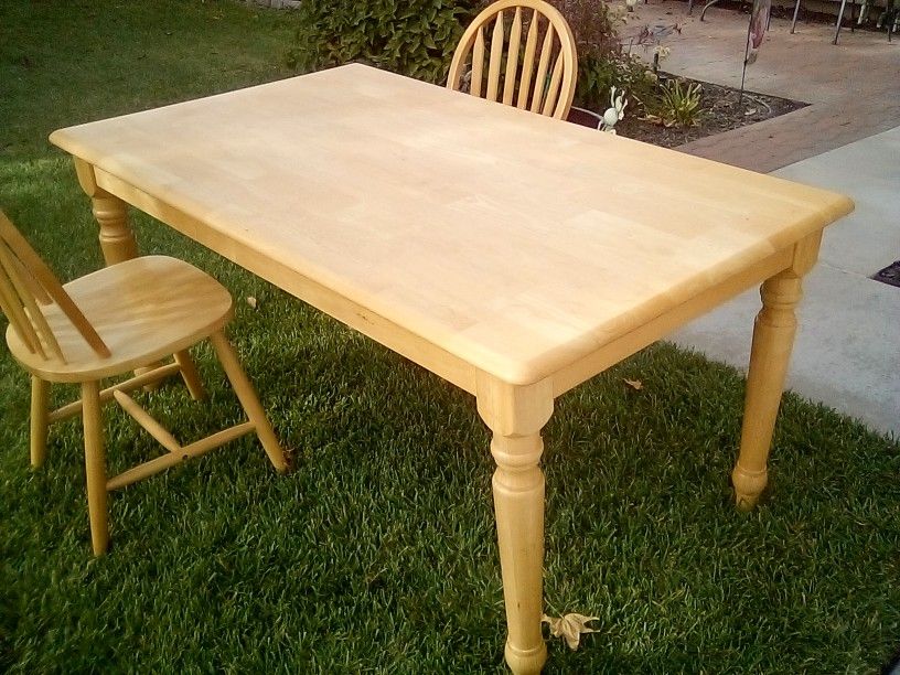 Kitchen Table With 6 Chairs