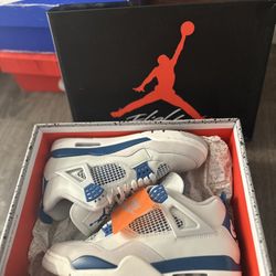 Jordan 4
