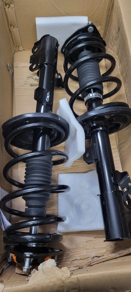 2011--2014 Toyota Sienna Front Struts Assembly