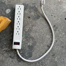 Small Power Strip Surge Protector, 4 Outlet 15A 125V 1875W, 90 Joules, Short 20-Inch Cord with Flat Plug, Classic Design, ETL Listed