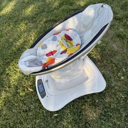 4moms Mamaroo Multi motion Baby Swing 