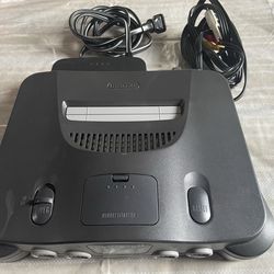 Nintendo 64  Console + Cords