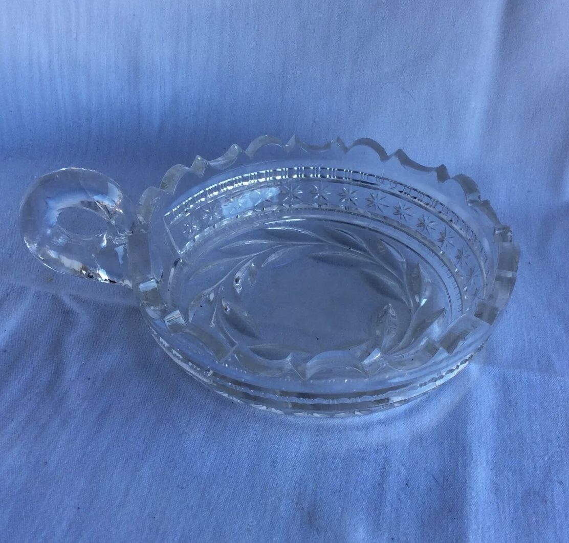 Vintage depression glass candy/trinket dish