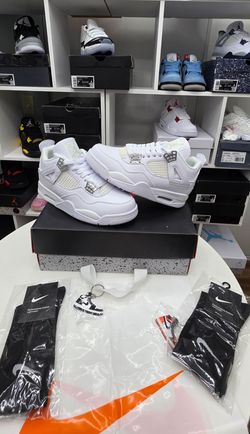 Jordan 4 retro pure money size 6.5 men