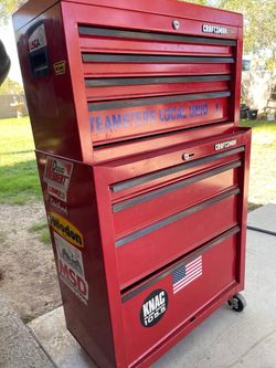 Great craftsman tool box al drawers work great condition