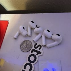 Air Pod Pros With No Case Just The Ear Buds