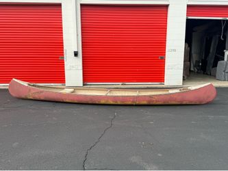 17 Foot Vintage Canoe / Fishing Canoe – Still Floats