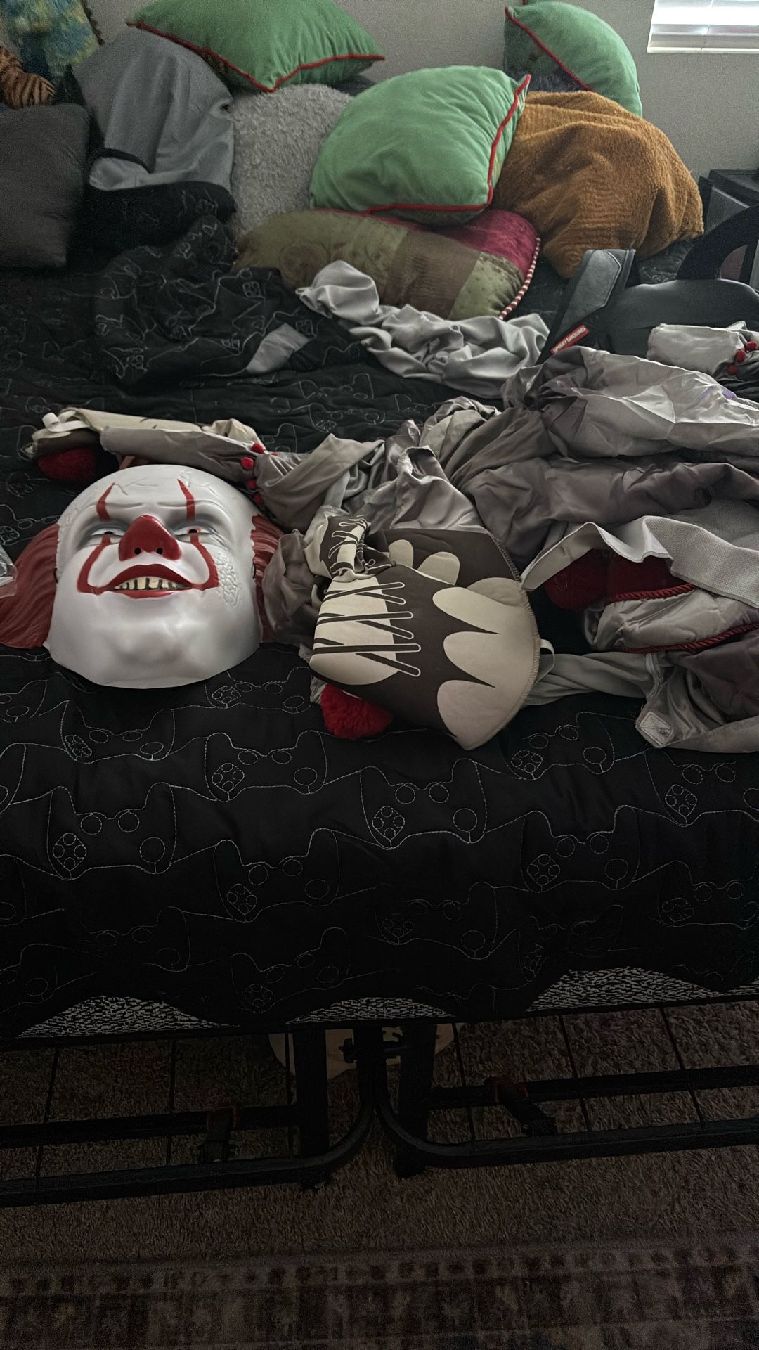 Halloween Outfit Penny Wise Price:10-15$for Kids