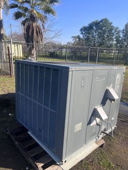 4 Tons Carrier.  Hvac.  Used 
