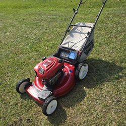 Toro 22" Self-propelled Lawn Mower 