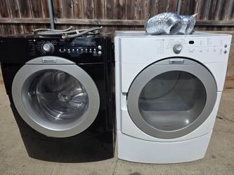 MAYTAG WASHER&GAS DRYER SET