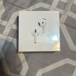 AirPod 4s 