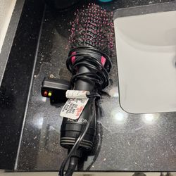 Relvon Hair Brush + Dryer