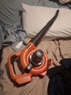 Black and Decker blower