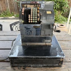 Vintage Cash Register 