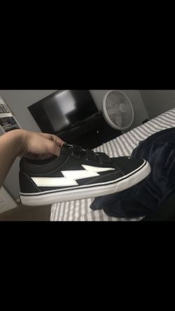 revenge storm size 13