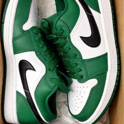 Jordan 1 Low Pine Green 7.5 / Women’s 9 – Like New – Box Included