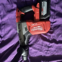 Milwaukee M18 FUEL 18V lithium-Ion brushless cordless 1-9/16 in. SDS-Max rotary hammer with m18 RedLithium high output HD12.0 battery