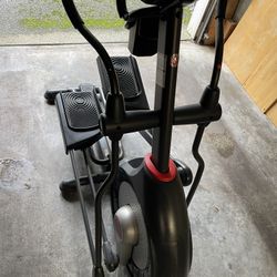 Schwinn 470 Elliptical 