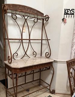 Baker's rack and matching table