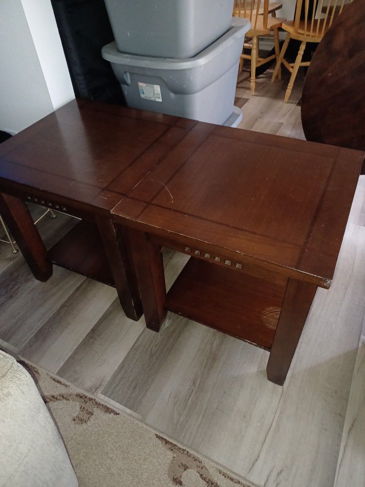 2- End Tables/Nightstands