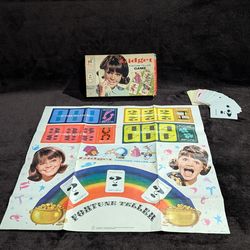 Vintage 1966 Gidget Fortune Teller Game – Milton Bradley #4645 – Sally Field / TV Tie-in