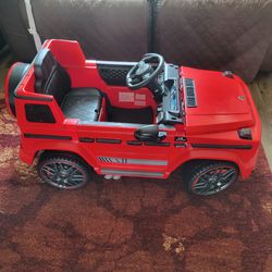 Red Mercedes Licensed 12V Ride on Toy Electric Car Age for 1-4