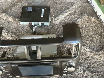 Toyota 4 runner radio 2016