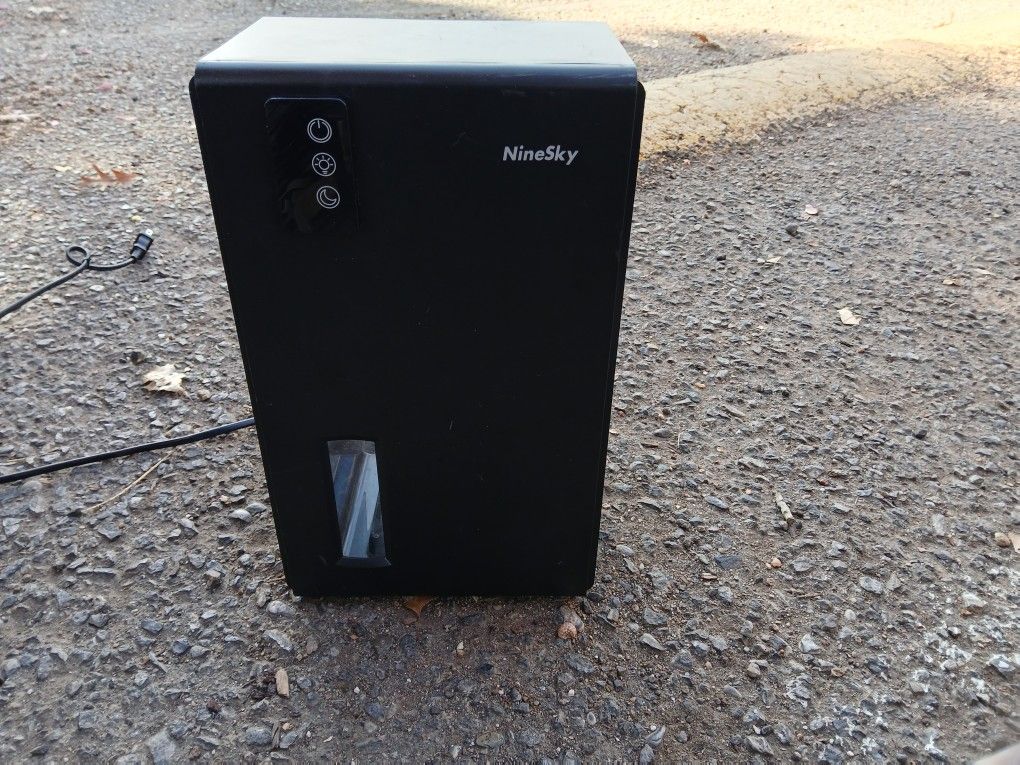 Ninety Dehumidifier