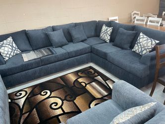 L-SHAPED SECTIONAL