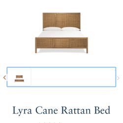 Edloe Finch Queen Bed and marching Nightstands