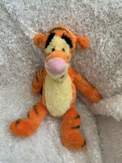 15” Disney Tigger