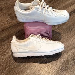 Nike Cortez