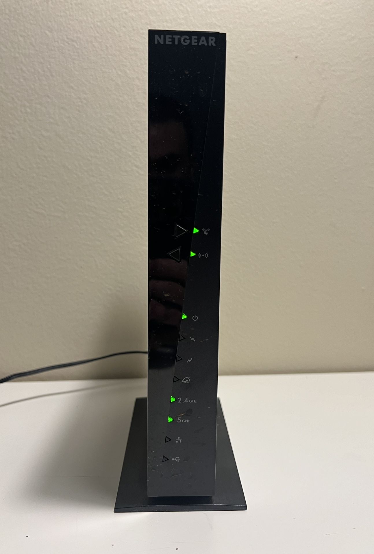 NETGEAR AC1750 C6300v2 Cable Modem Router