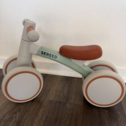 Baby balance bike