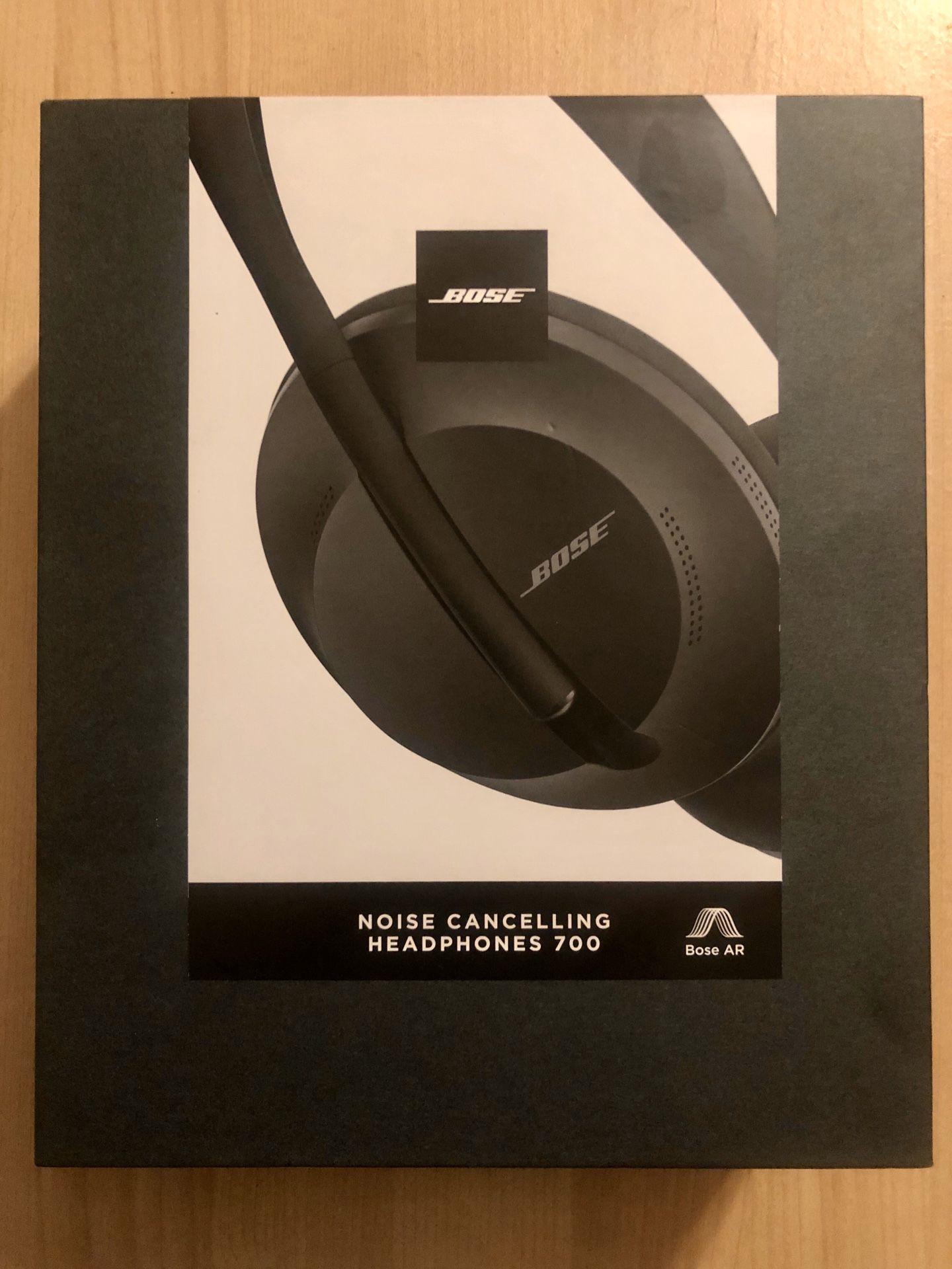 NEW Bose 700 Noise Cancelling Bluetooth Headphones