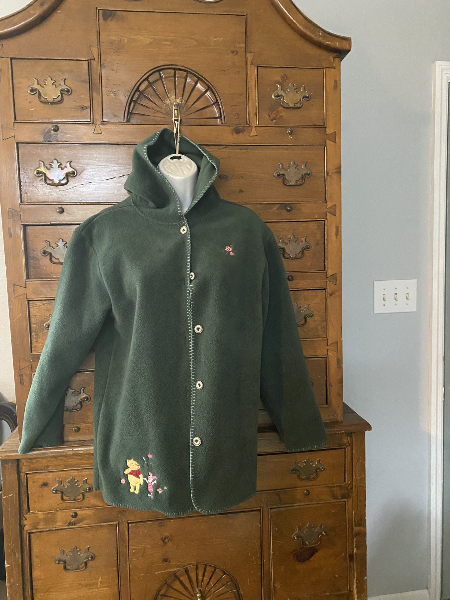 Woman’s Vintage Hoodie Fleece Jacket Size S Disney Pooh And Roo