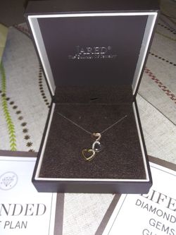 3 HEART NECKLACE FROM JAREDS!!