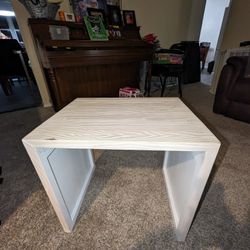 Side/End Table 