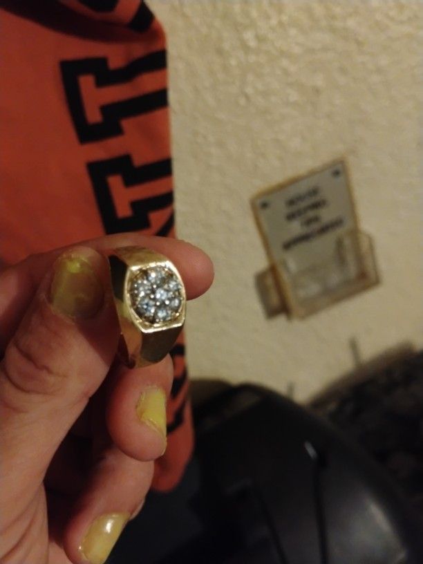 Custom Mens Gold+Diamond Ring.