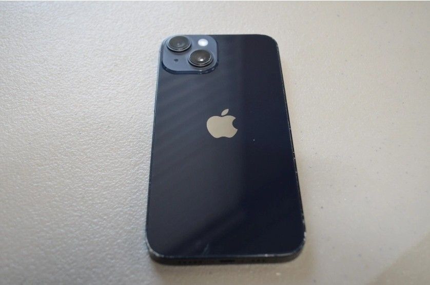 Apple iPhone 14 - 128 GB - Midnight (Unlocked) *att Tmobile Metro Pcs*
