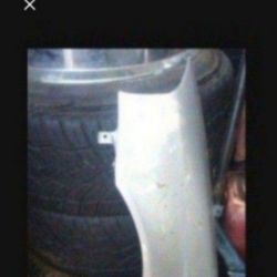 2000 Civic Driver Side Fender has a couple of Rock dance but still usable