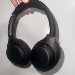 Sony WH-1000XM4 Noise Canceling Headphones 