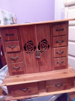 Wood handmade jewelry box