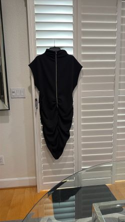 Gabrielle Union NYC Black Ruched Zip Detail Mock Neck Knee Length Dress
