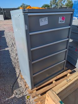 $200 lista brand 5 drawer steel cabinet locking like new