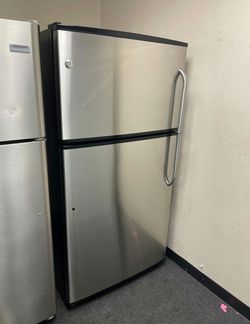 Frigidaire Top Mount Stainless Steel Refrigerator
