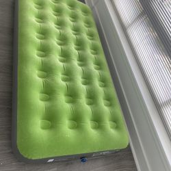 Twin Air bed $25