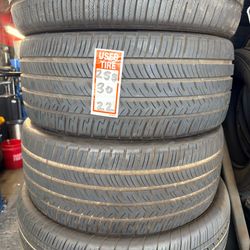 255/30/22 two tires used like new