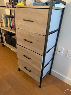 Chest of drawers